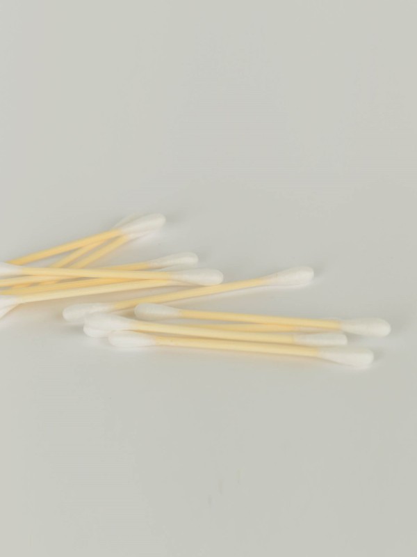 Caixa de 200 palitos de orelha de bambu Caixa de 200 palitos de orelha de bambu