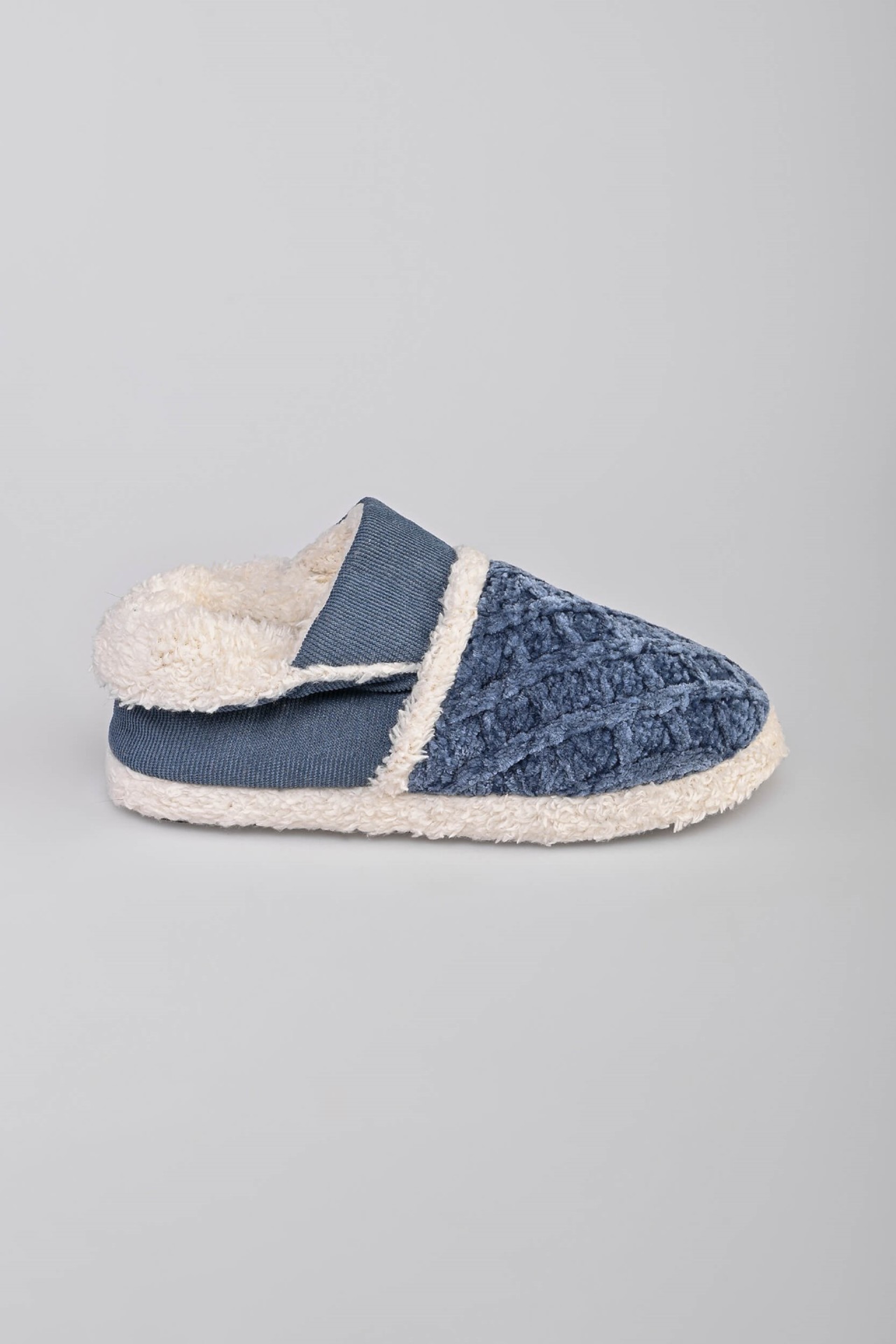 Pantufa em Bombazine