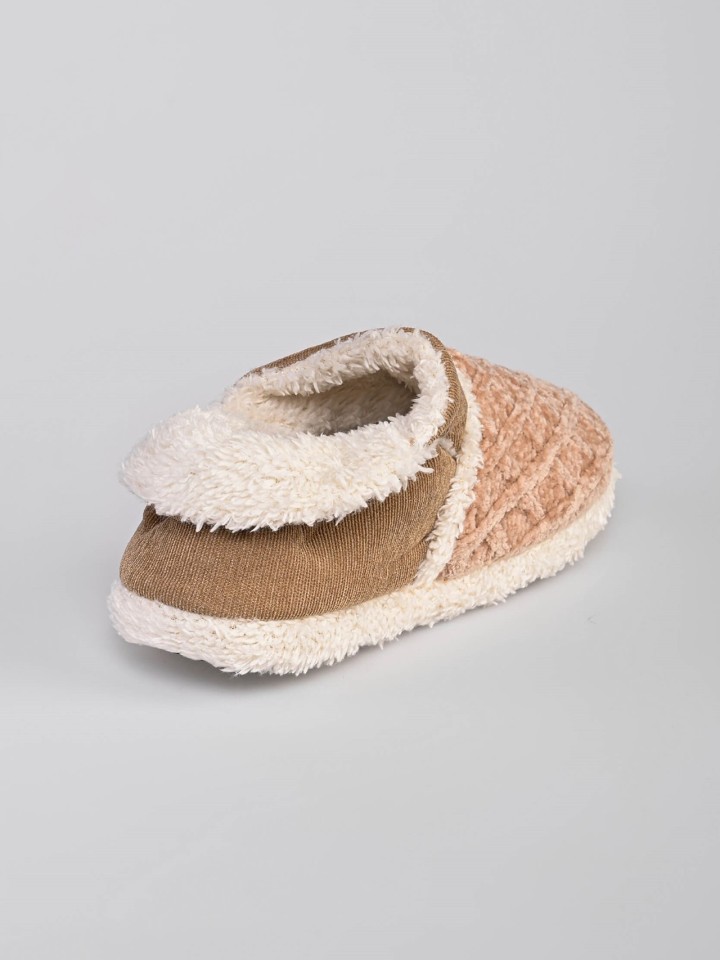 Pantufa em Bombazine