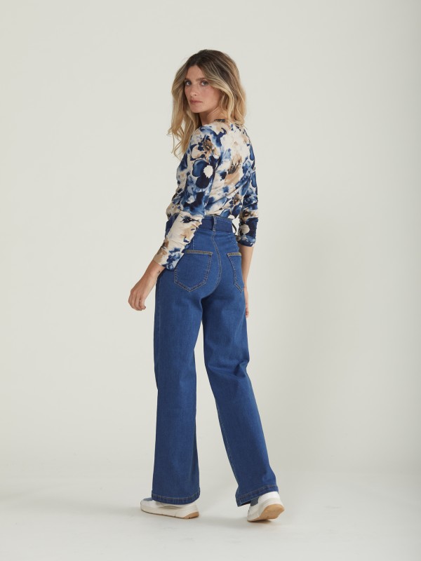 Blusa Com Estampado Azul e Beije