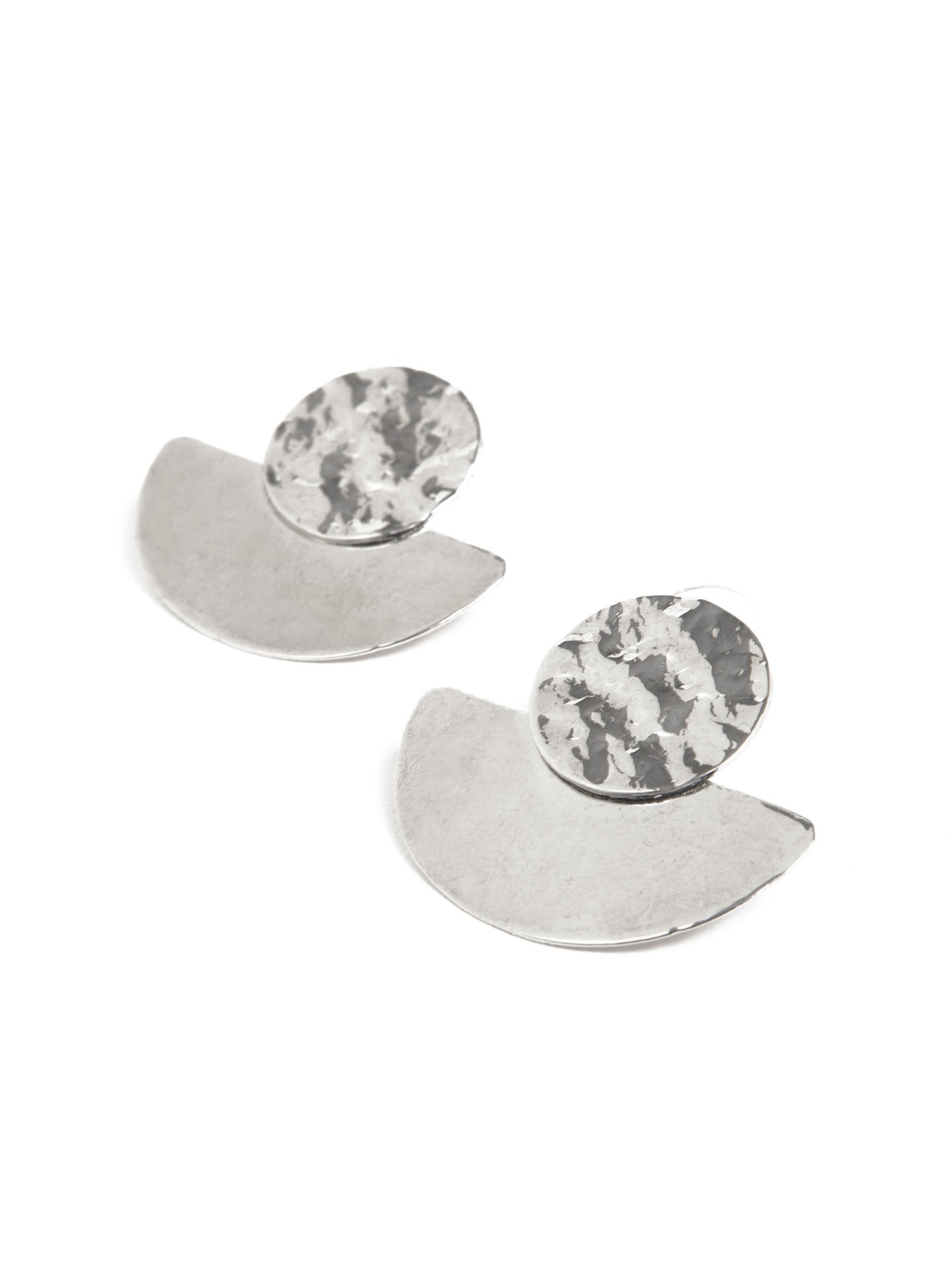 Brincos Prateados Medios