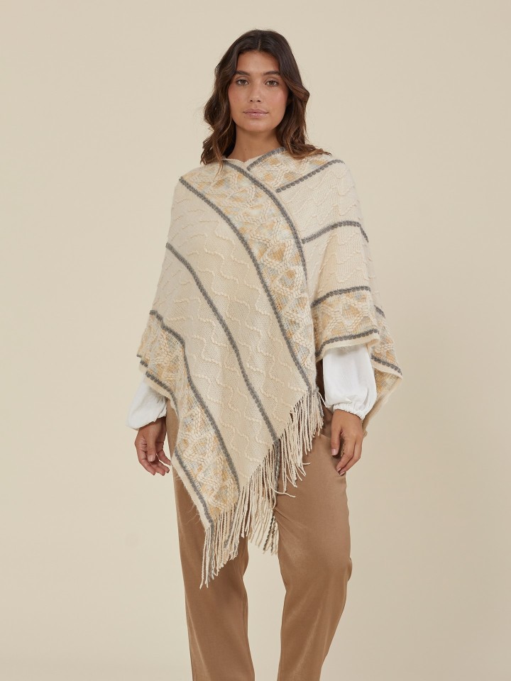 Poncho De Malha Branco