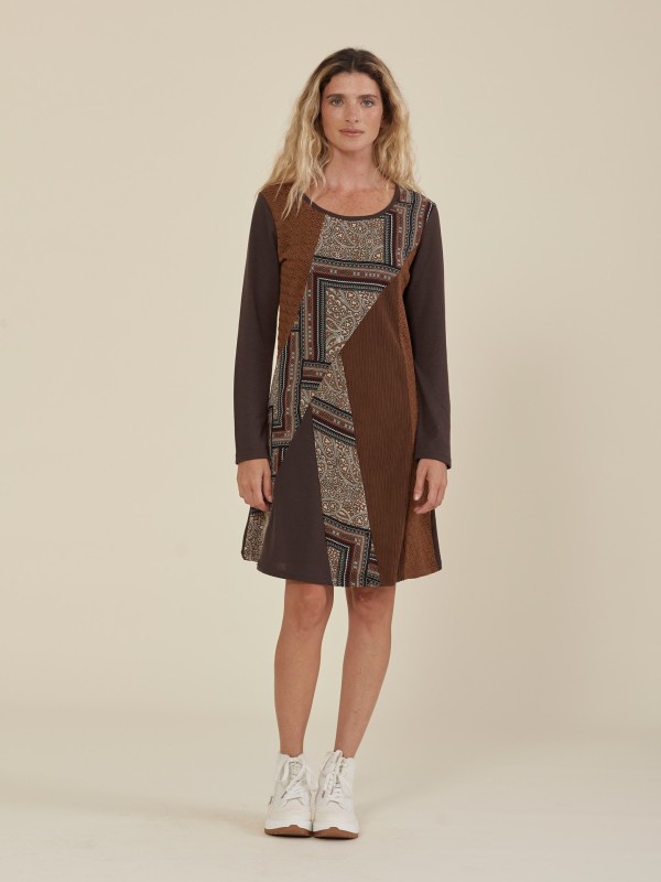 Vestido Curto Com Padroes Patchwork Vestido Curto Com Padroes Patchwork