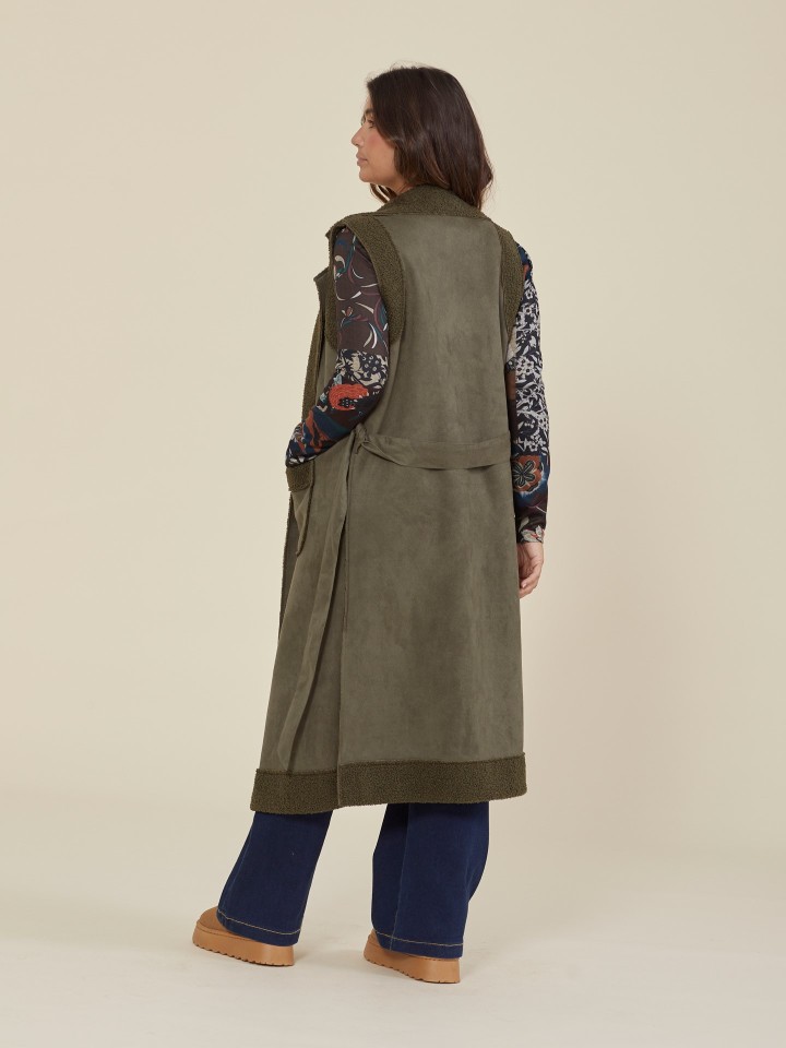 Colete Comprido Com Efeito De Camurca