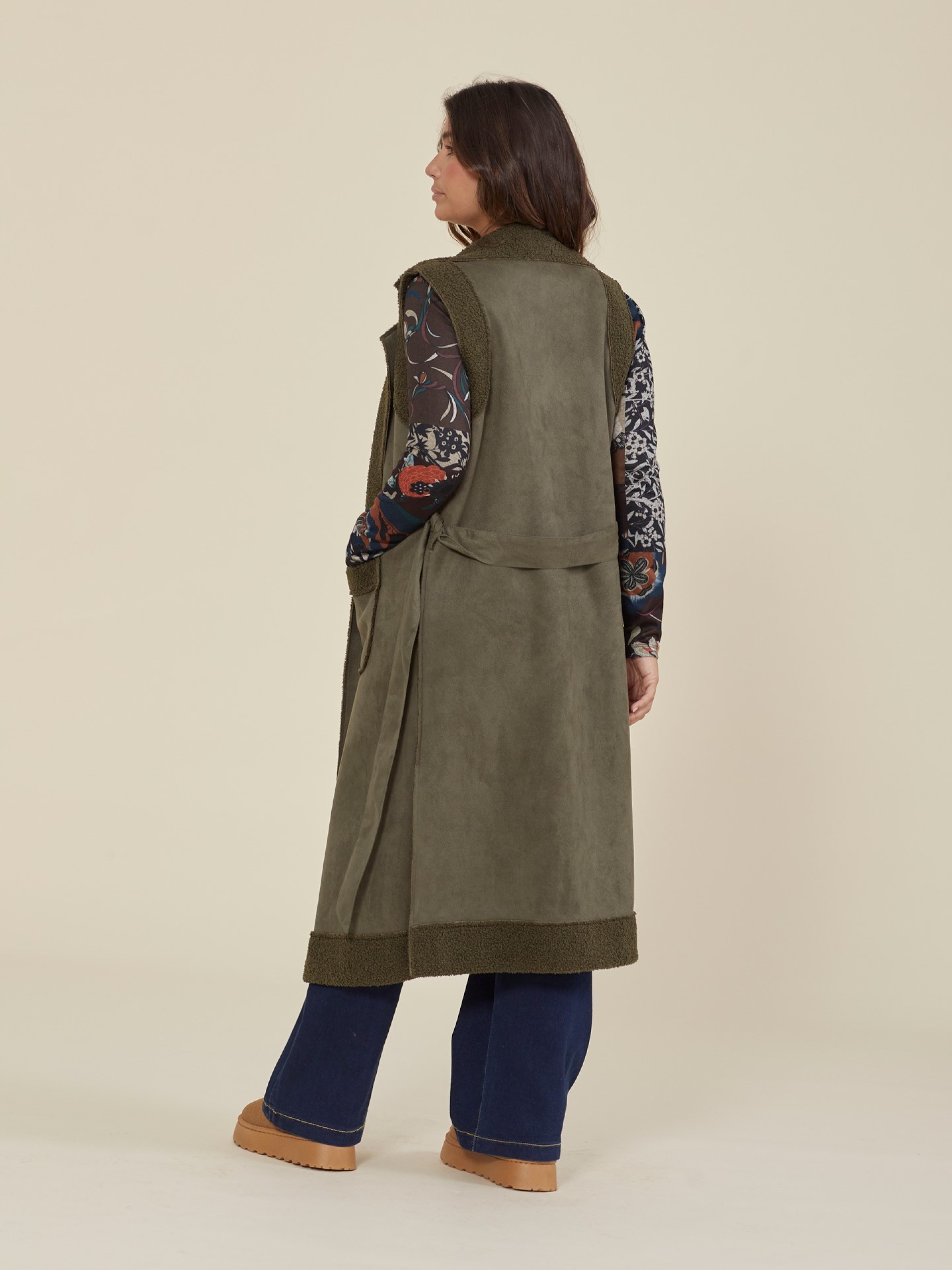 Colete Comprido Com Efeito De Camurca