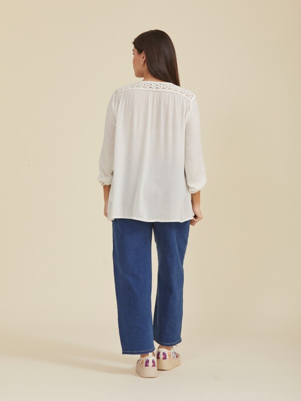 Blusa Solida Com Rendas Blusa Solida Com Rendas