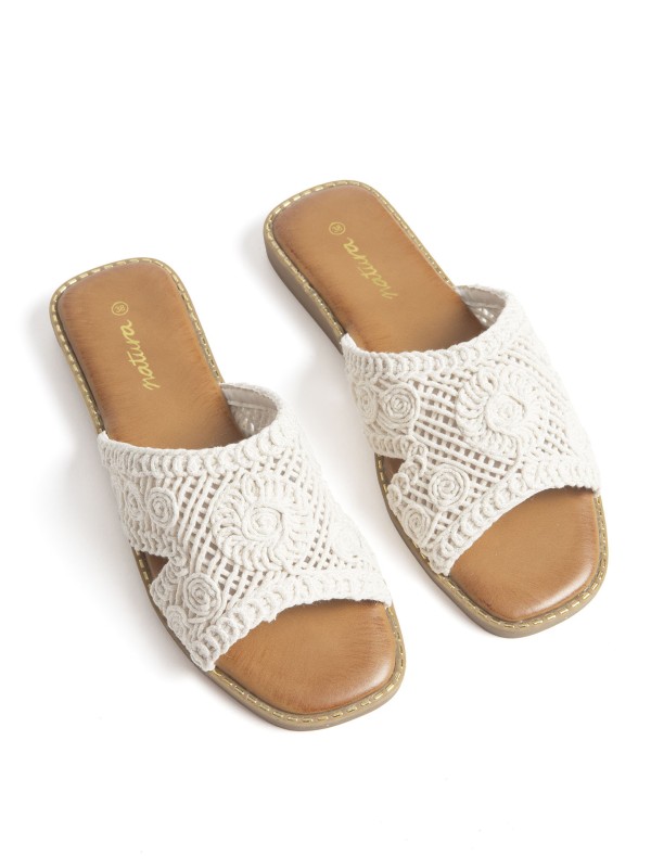 Sandalia Rasa Com Efeito Macrame