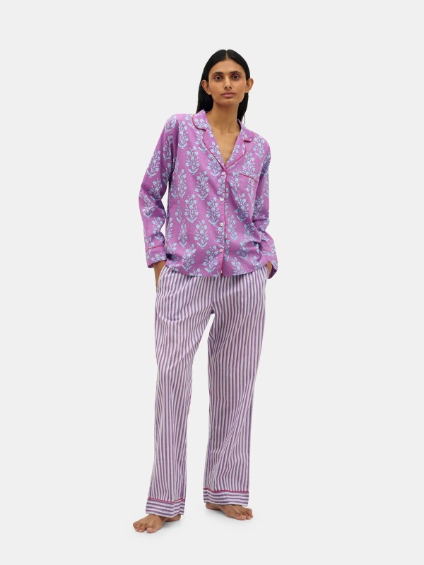 Conjunto de pijama Jaya Flowers