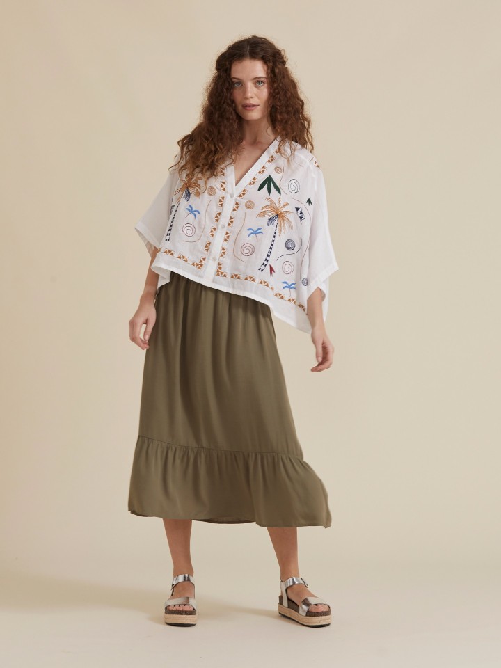Blusa em Algodao Bordada