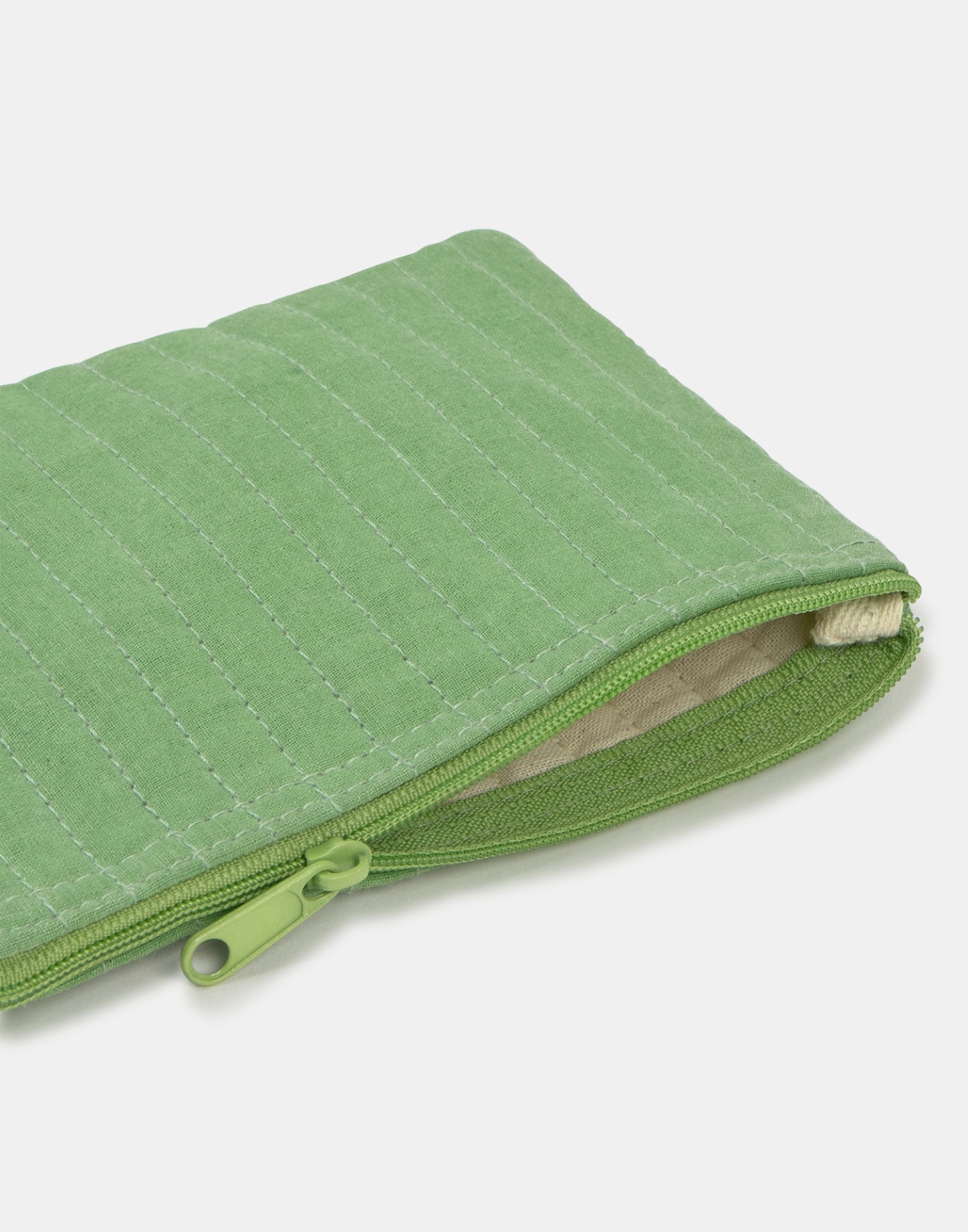 Bolsa pequena solida