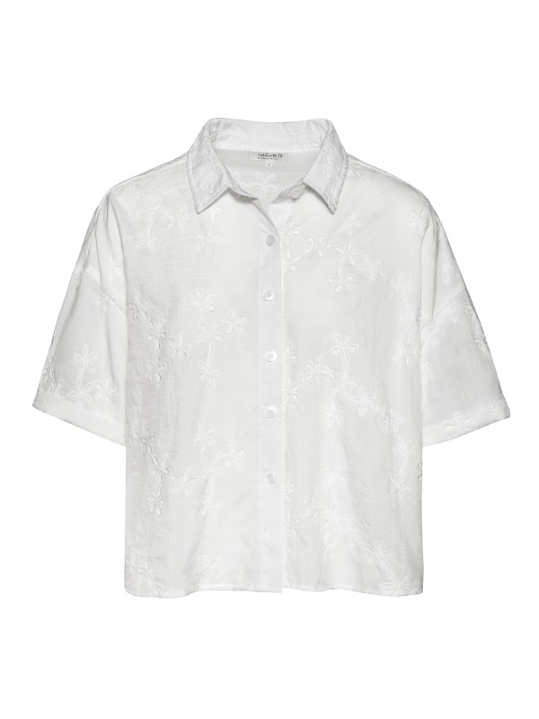 Camisa com Bordados Florais Camisa com Bordados Florais