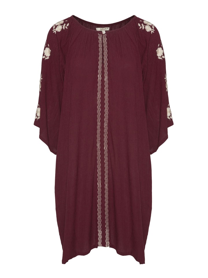 Vestido Curto Bordo com  Bordadas