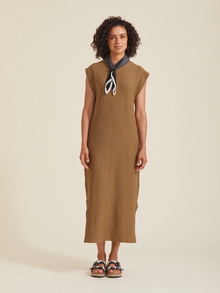 Vestido Midi Solido