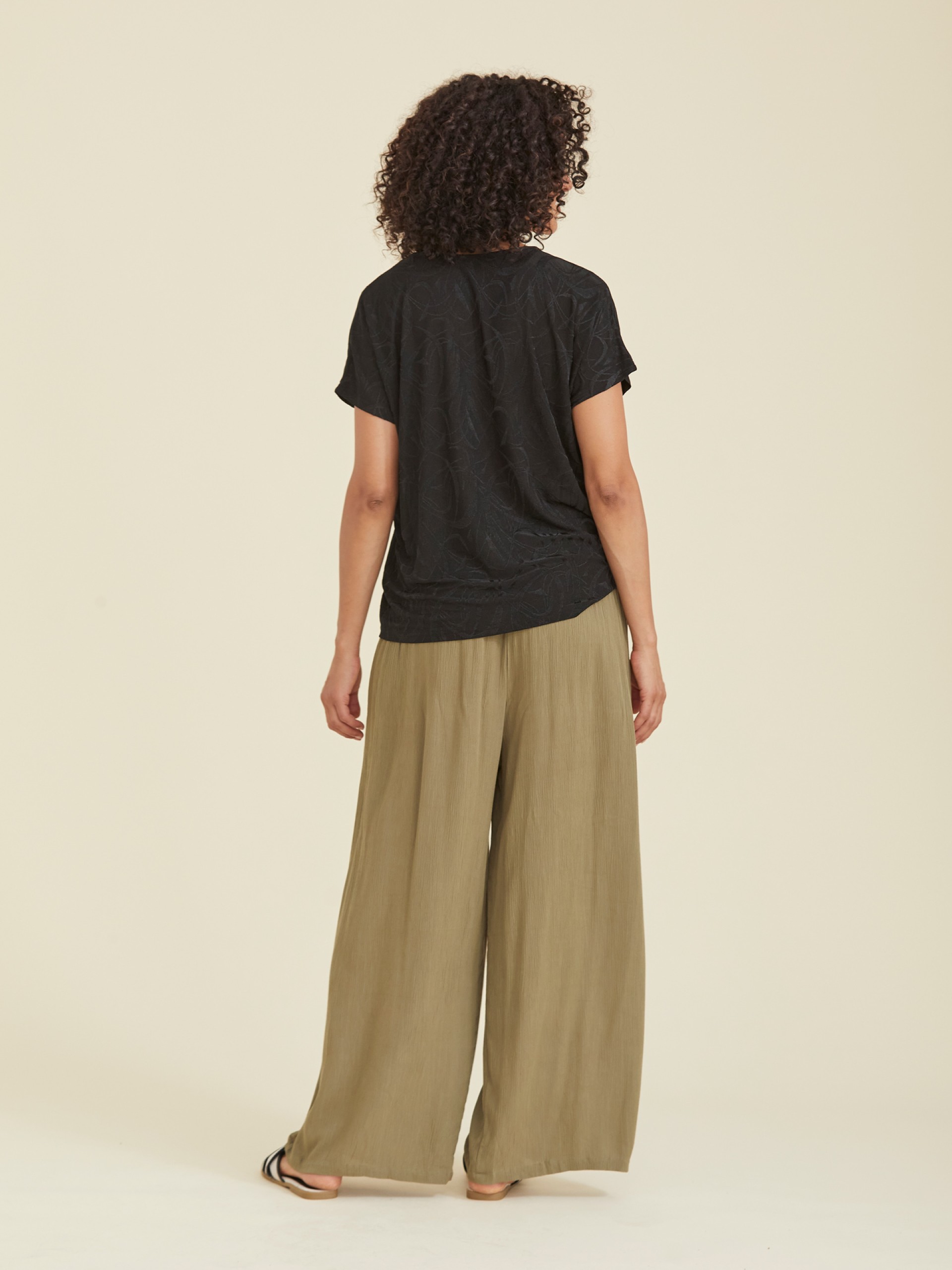 Calca Feminina Pantalonas Solida