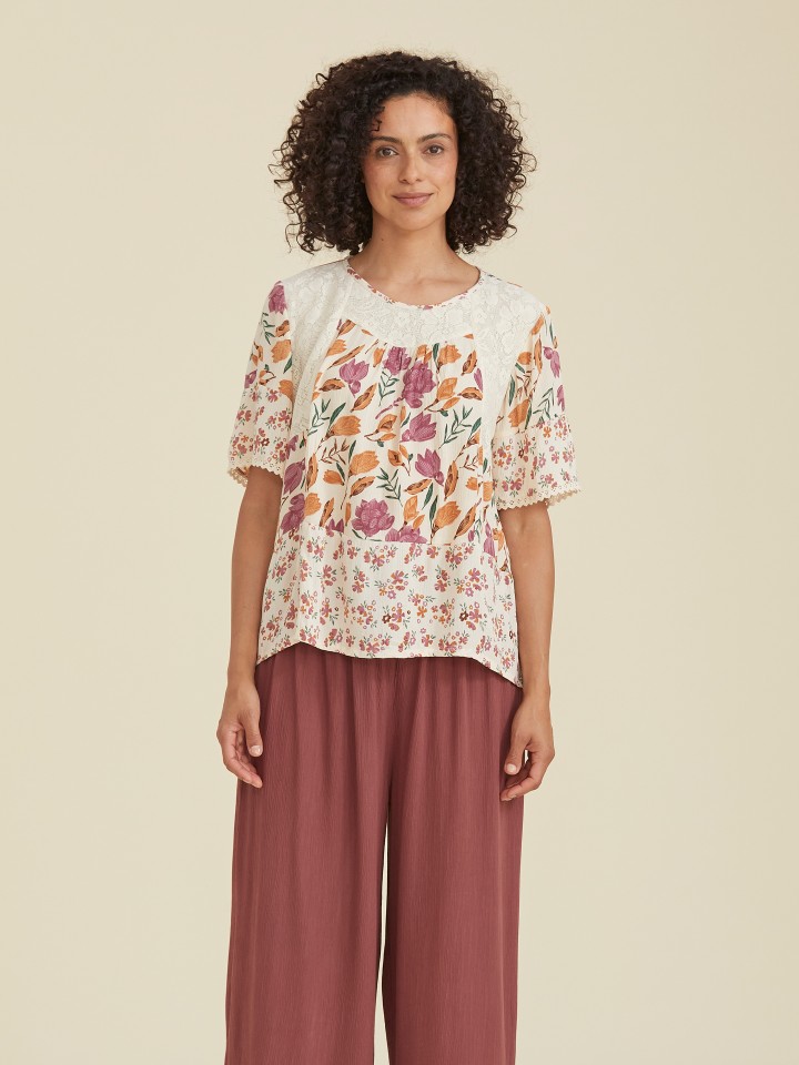 Blusa Boho Romantica