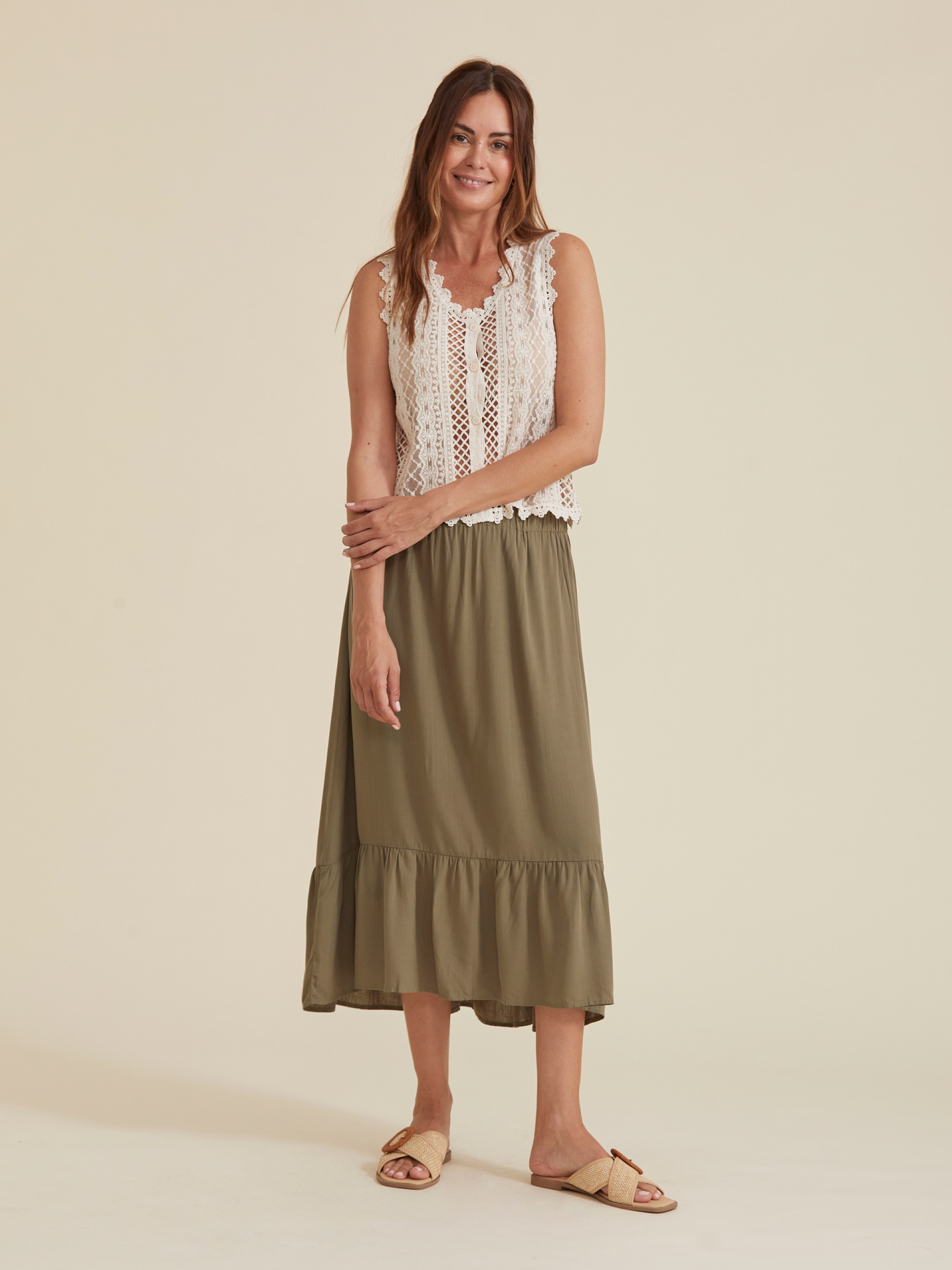 Colete de Croche com Detalhes em Renda