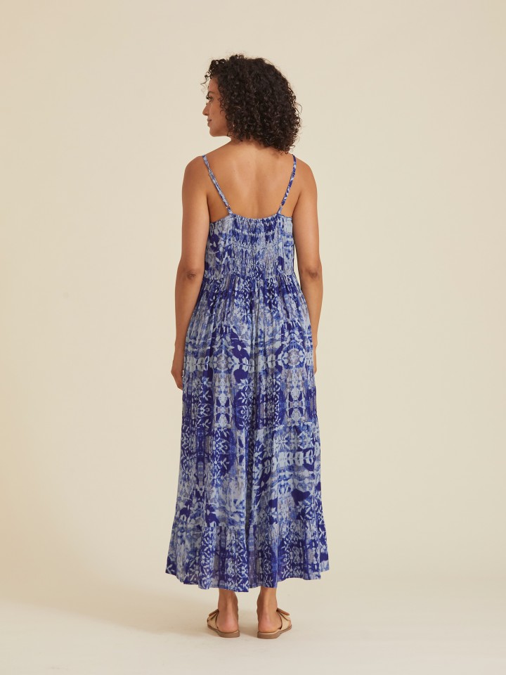 Vestido Midi de Alcas