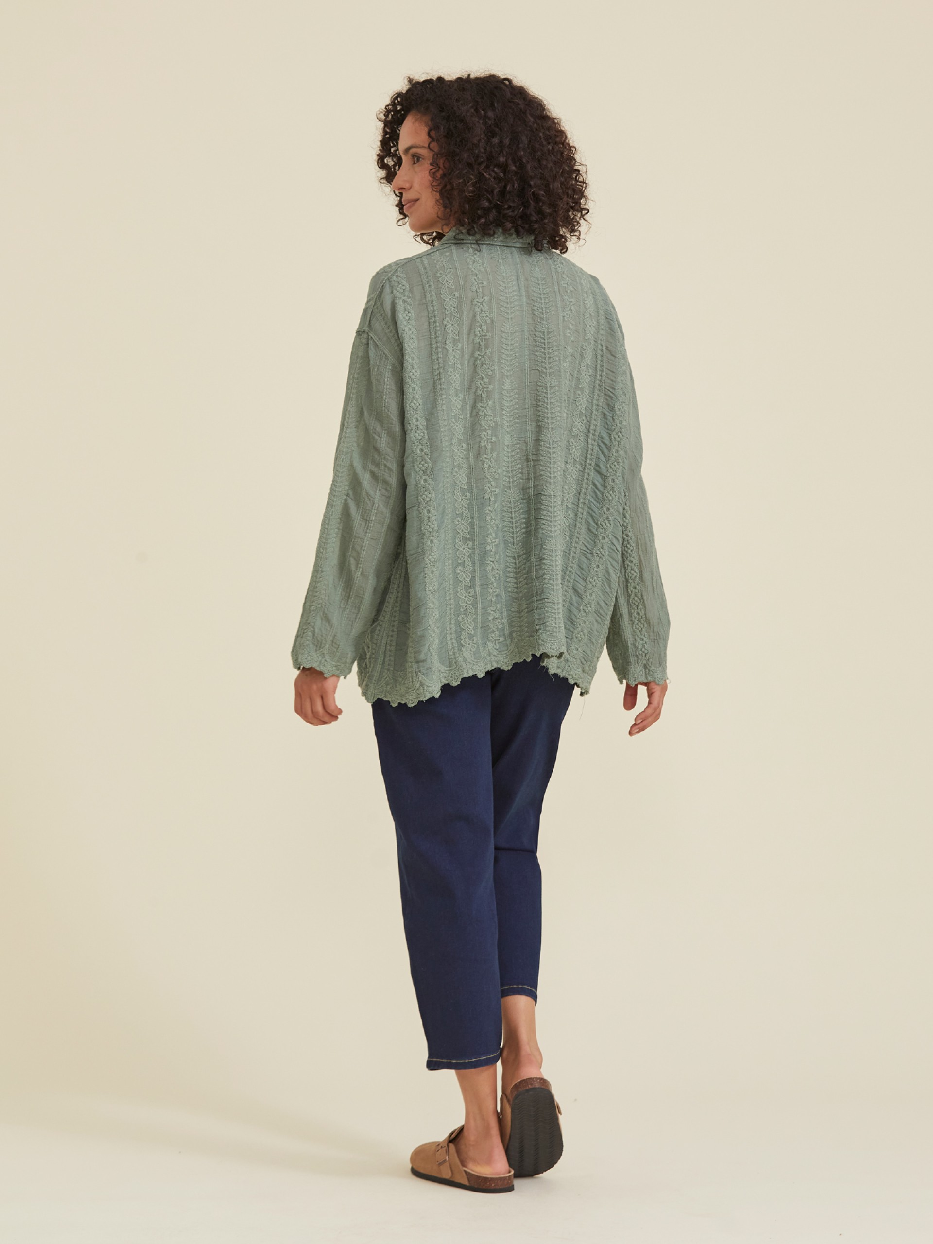 Camisa Bordada Solidas