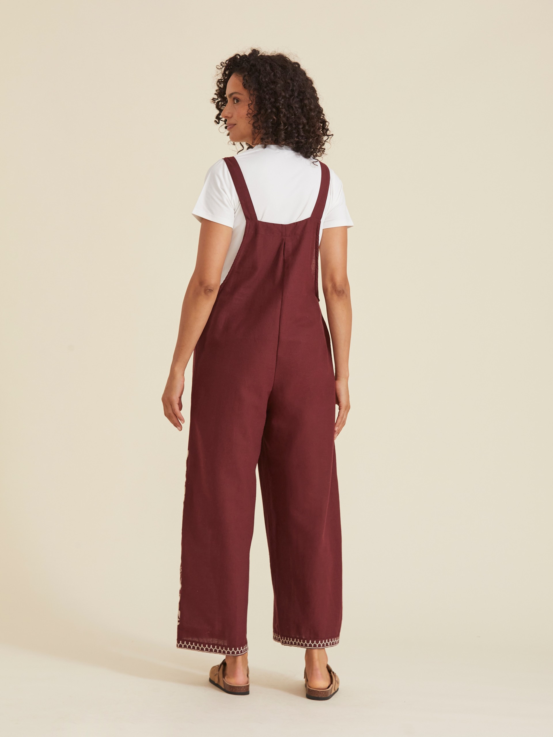 Jardineiras Bordadas Solidas