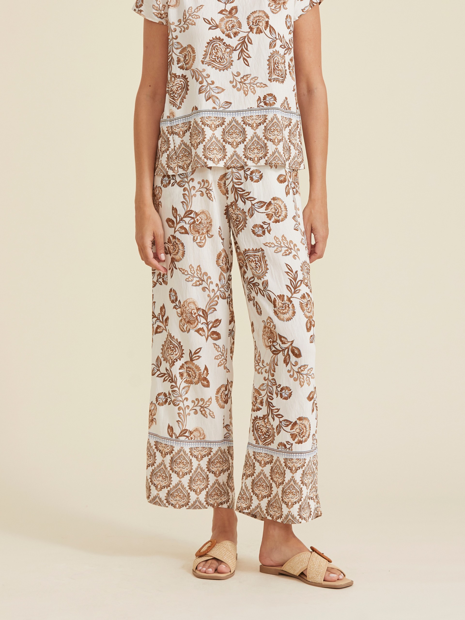 Calcas Estampado com Placement