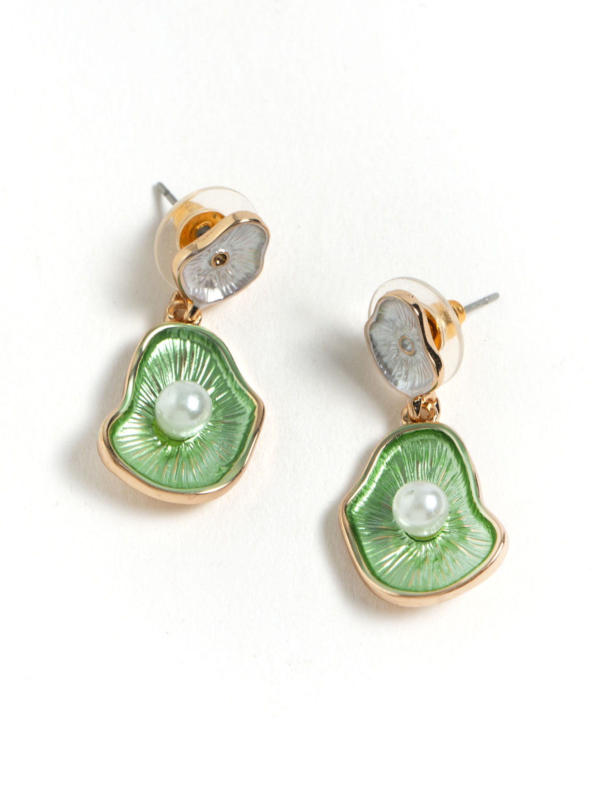 Brincos Pequenos Flor e Perolas