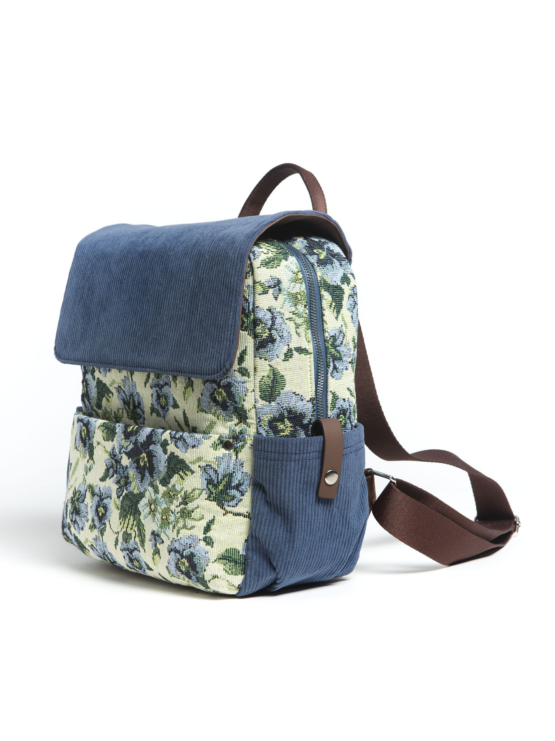 Mochila Azul Com Padrao Floral