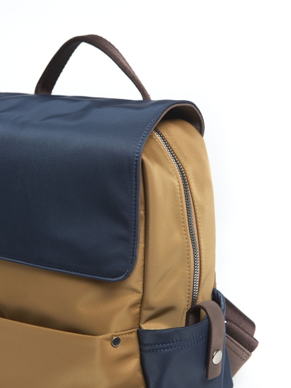 Mochila Bicolor Com Aba Azul