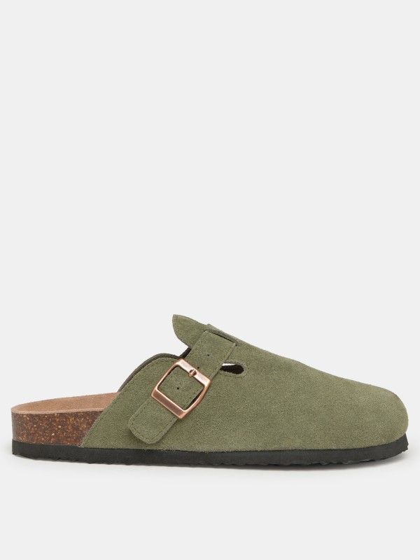 Sandalia em camurca Sandalia em camurca