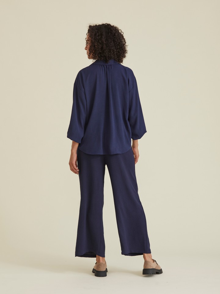 Blusa Solida em Azul