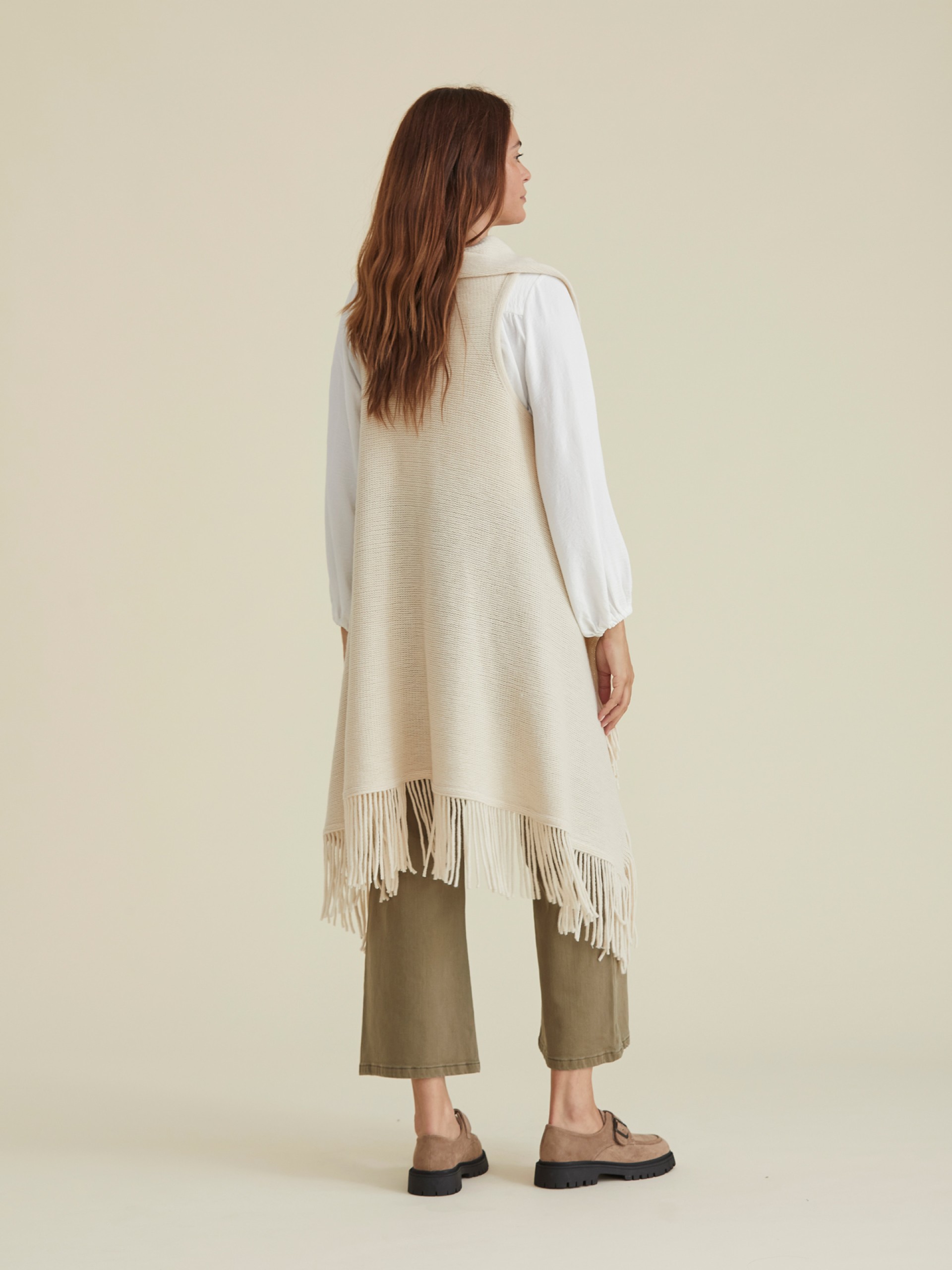 Colete de Malha com Franjas