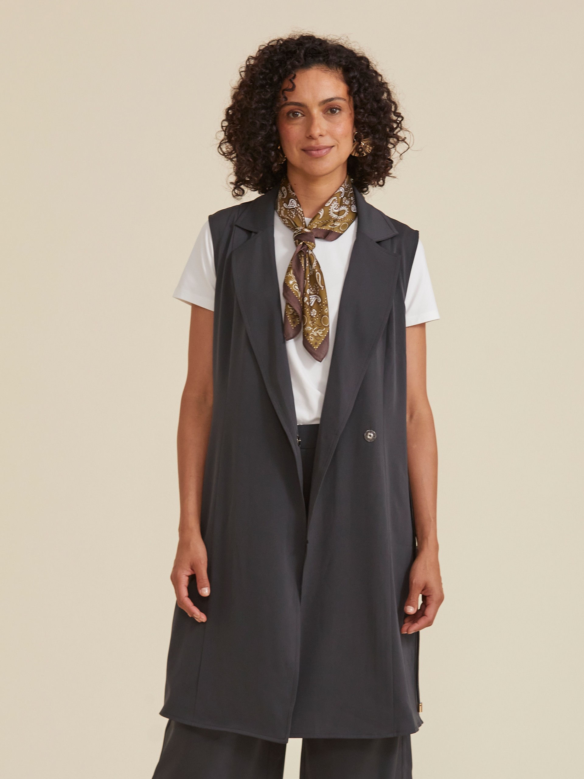 Colete Blazer com Cinto Fino