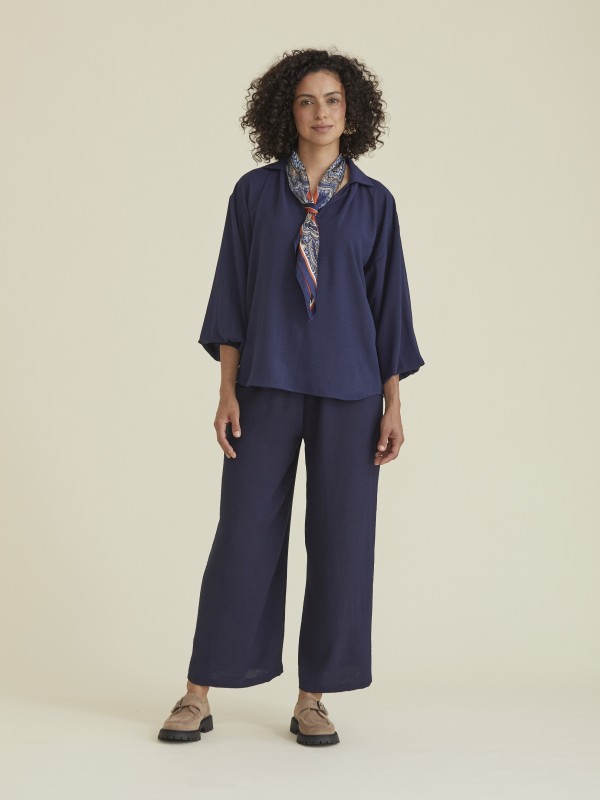 Blusa Solida em Azul