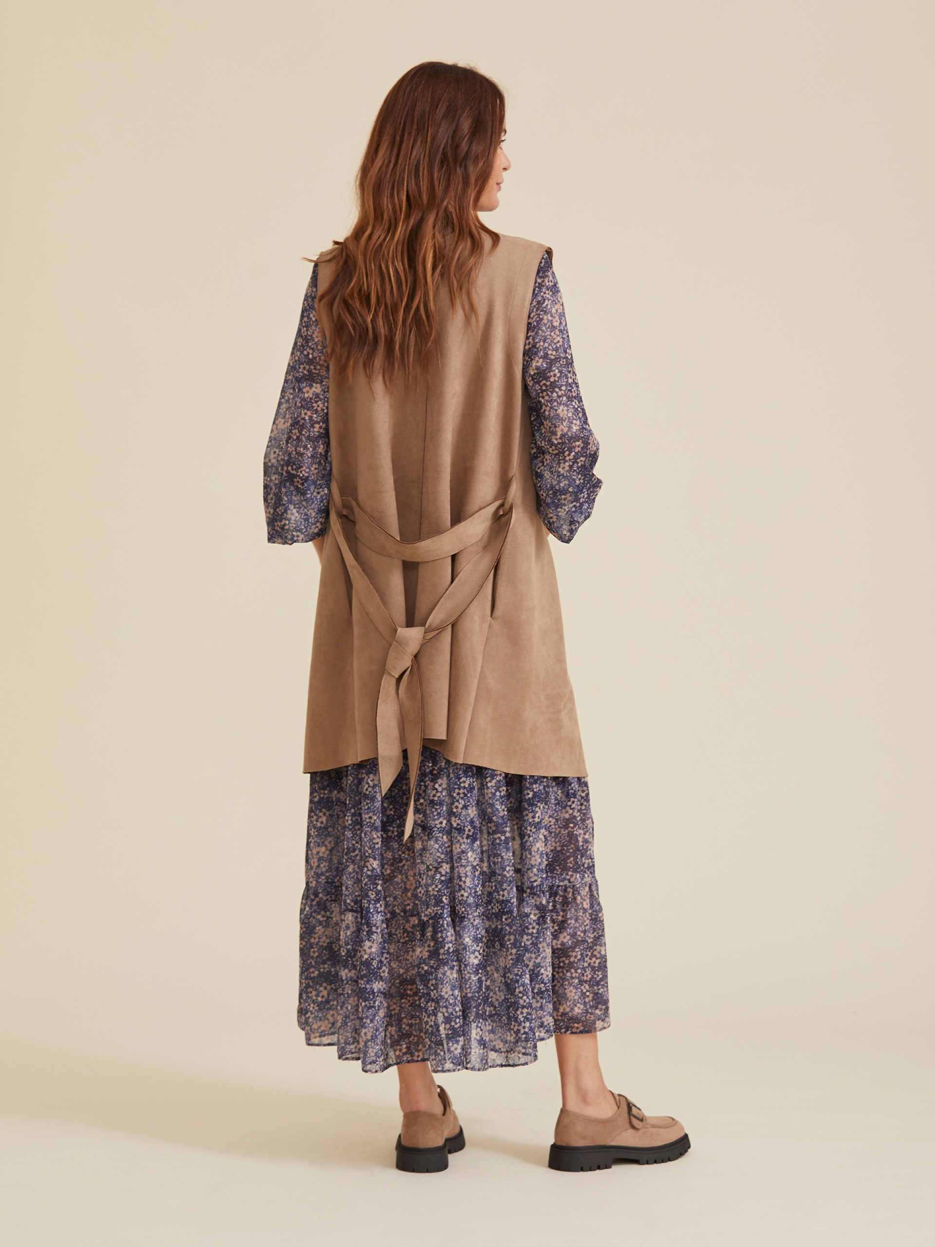 Colete com Efeito Camurca