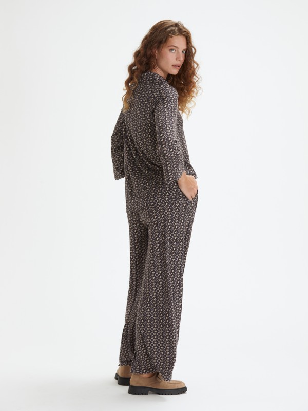 Blusa com Estampado Geometrico