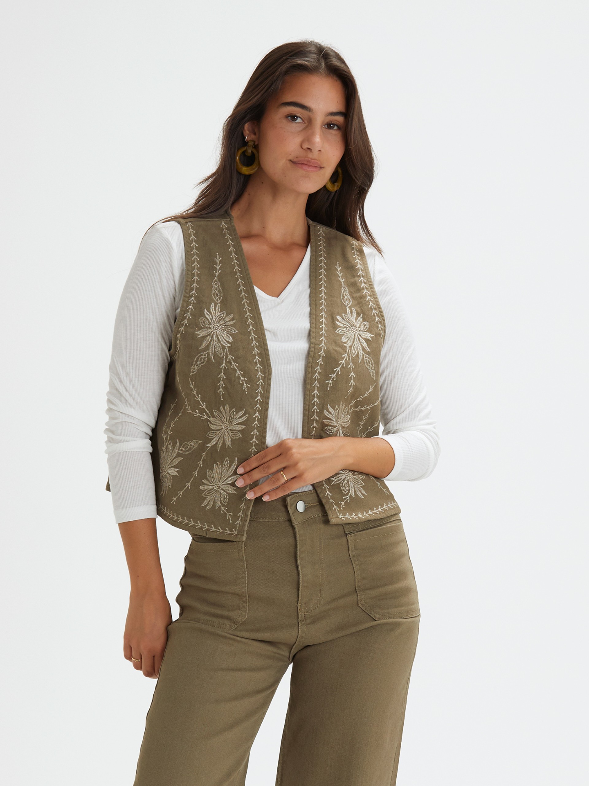 Colete Beige Bordado