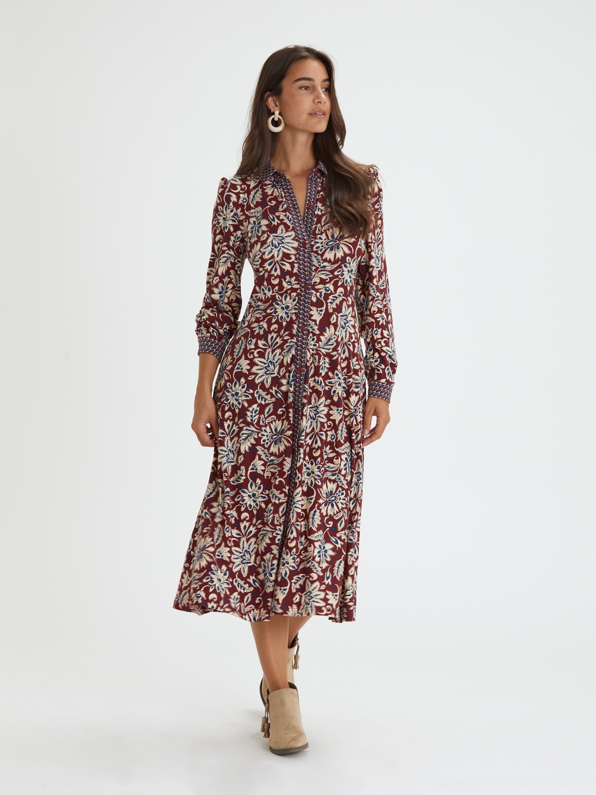 Vestido Midi Camiseiro Estampado Bordo