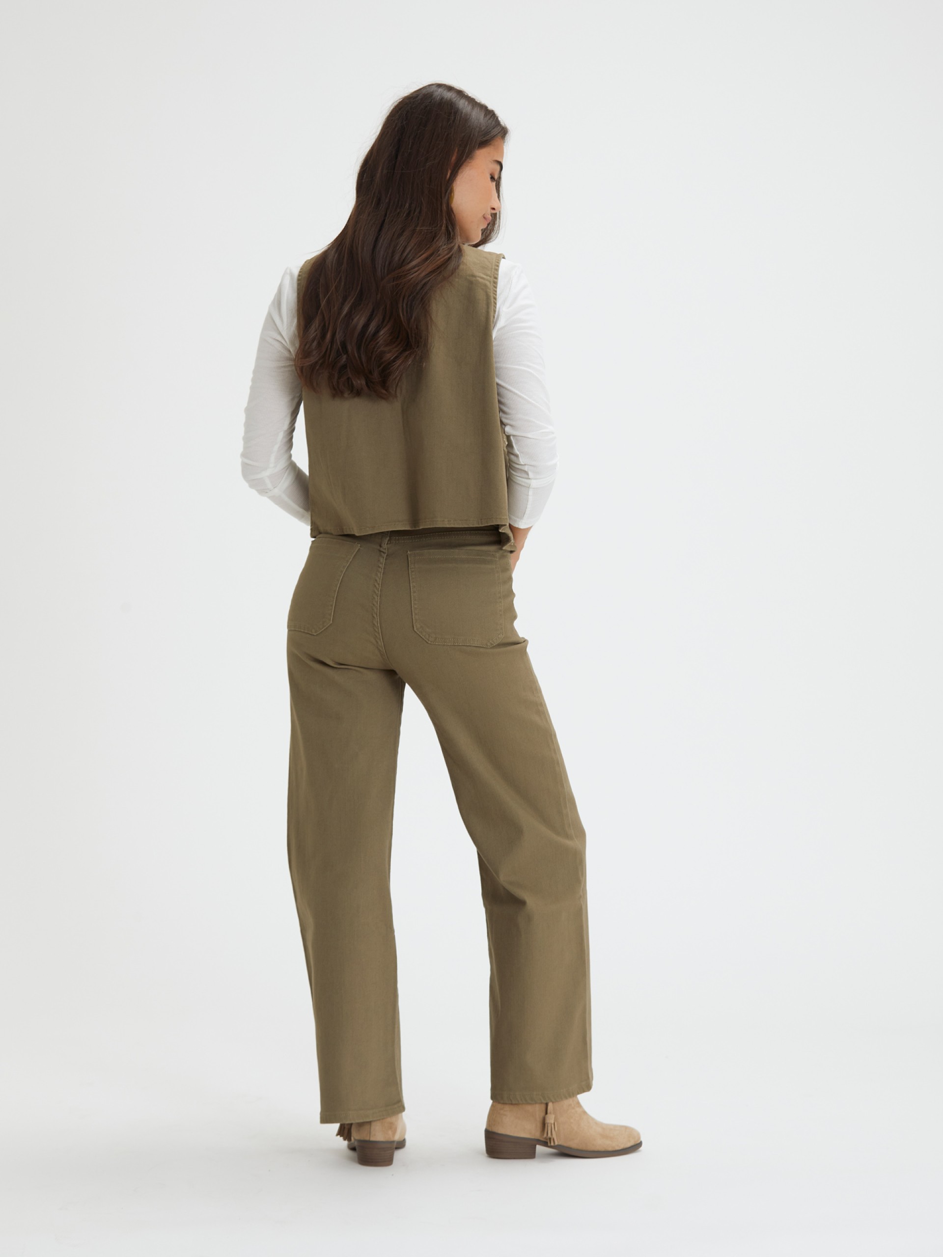 Colete Beige Bordado