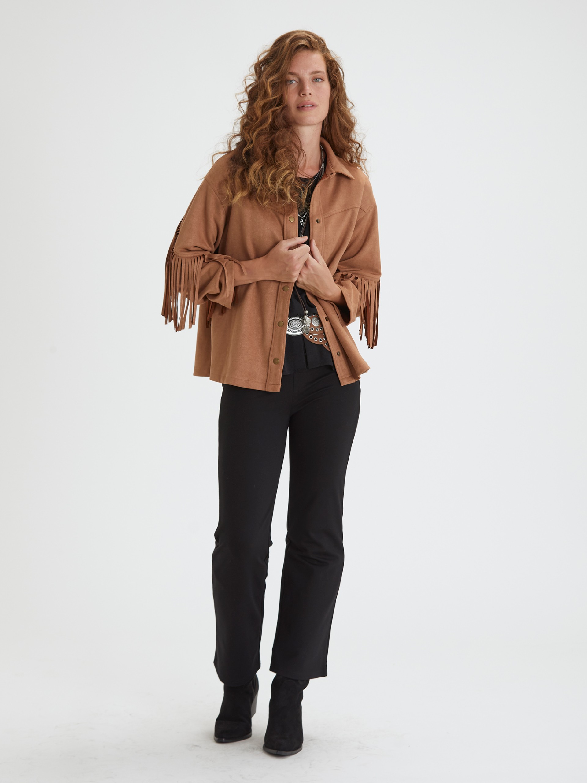 Casaco Camiseiro em Efeito Camurca com Franjas