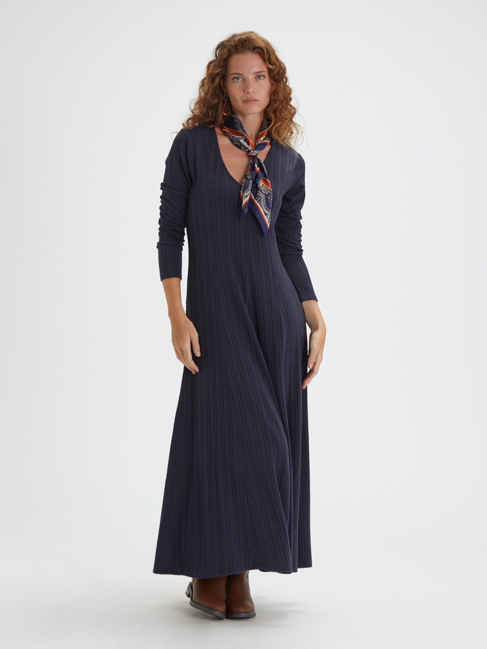 Vestido Comprido em Malha Azul