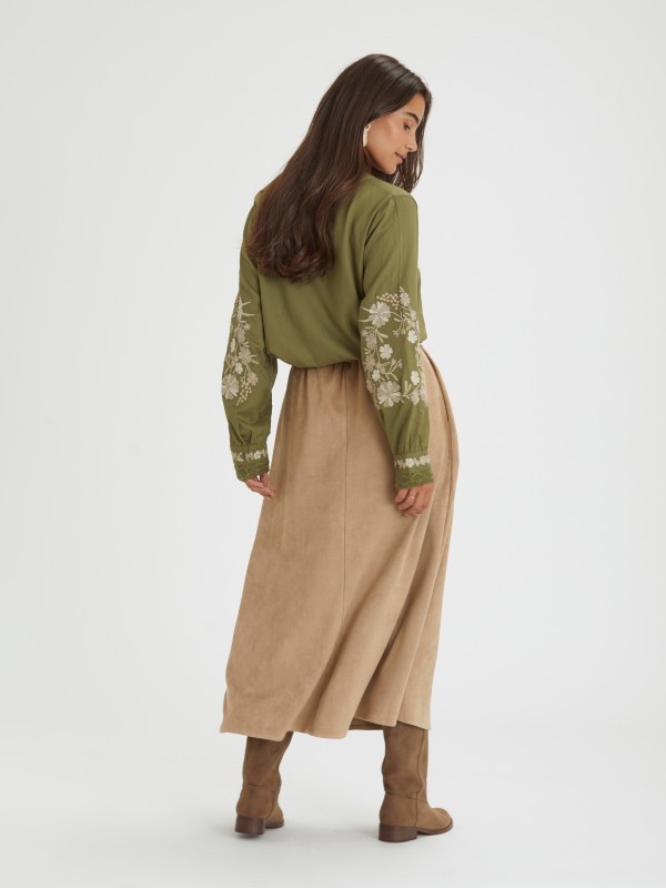 Blusa Verde com Bordados Blusa Verde com Bordados