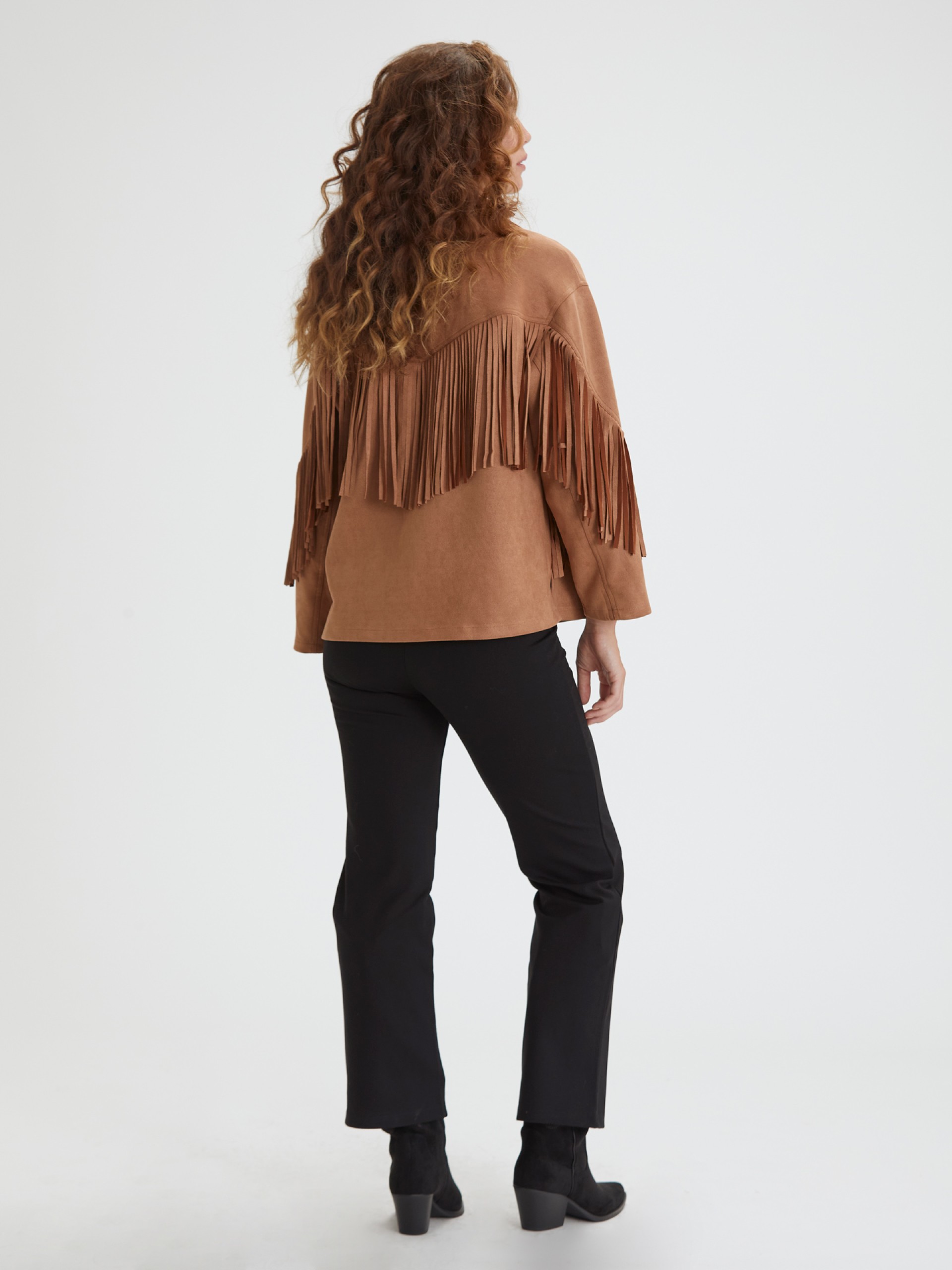 Casaco Camiseiro em Efeito Camurca com Franjas