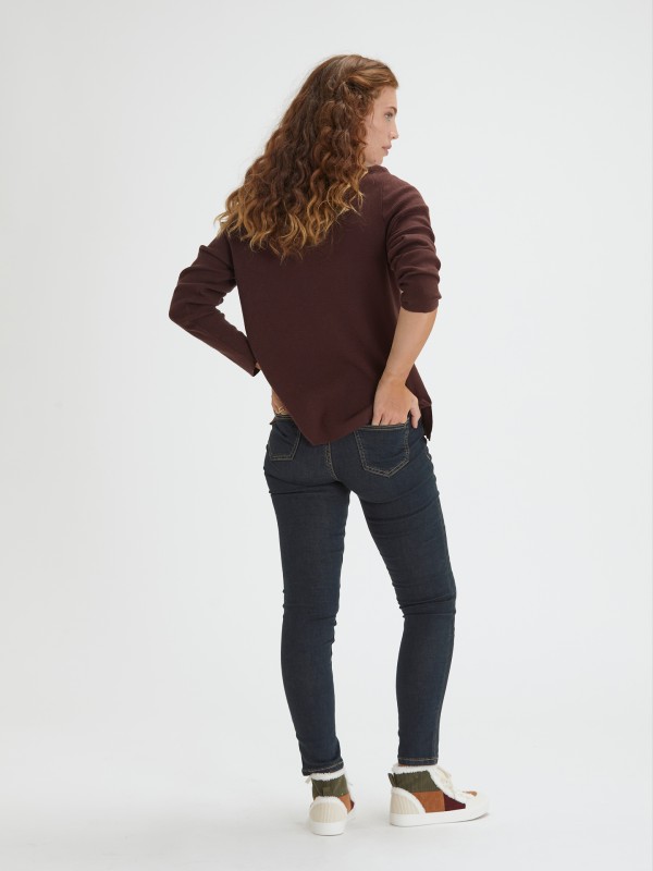 Blusa em Malha Solida Blusa em Malha Solida