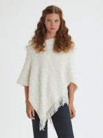 Poncho em Chenil Branco