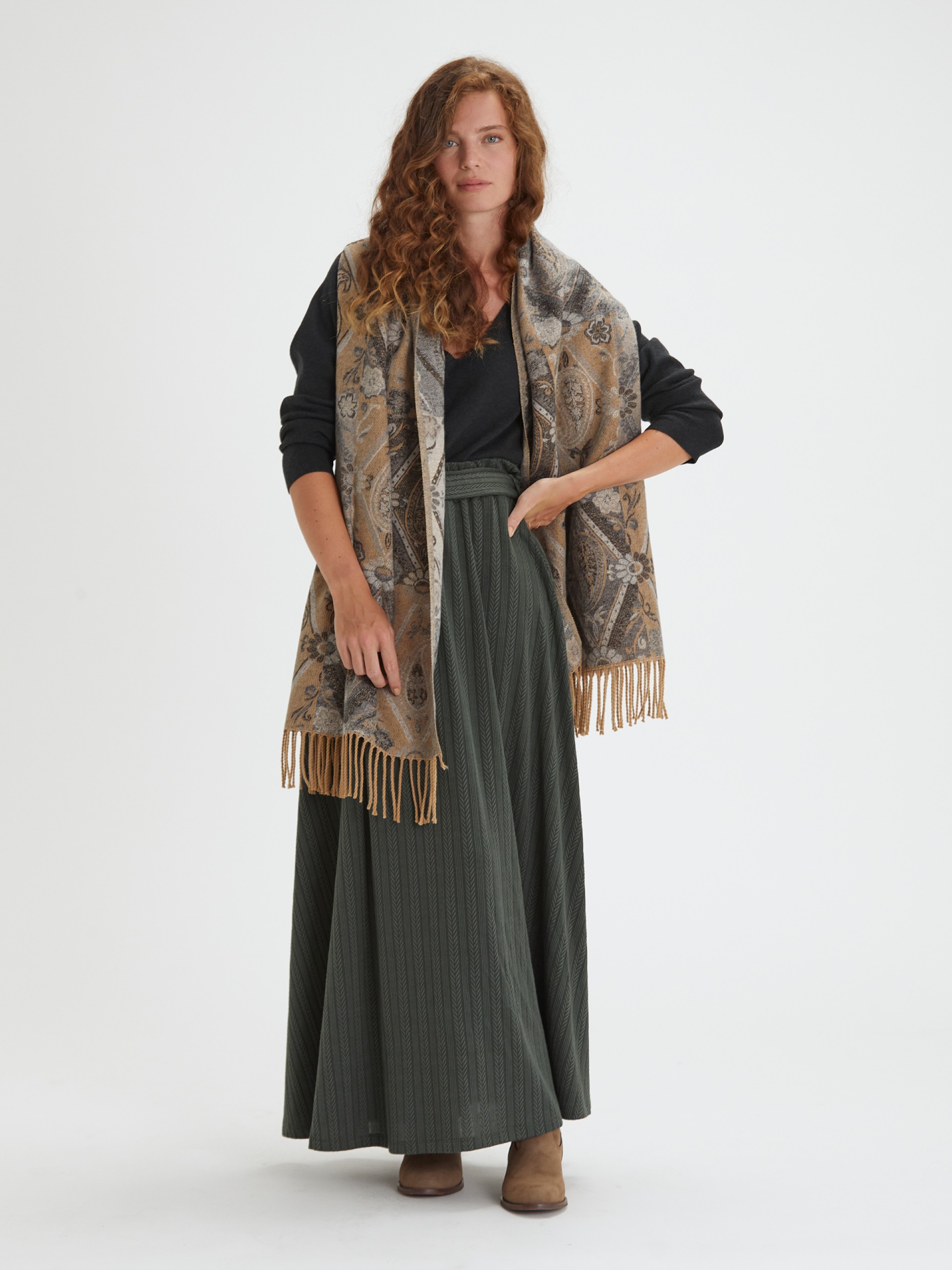 Saia Comprida em Malha