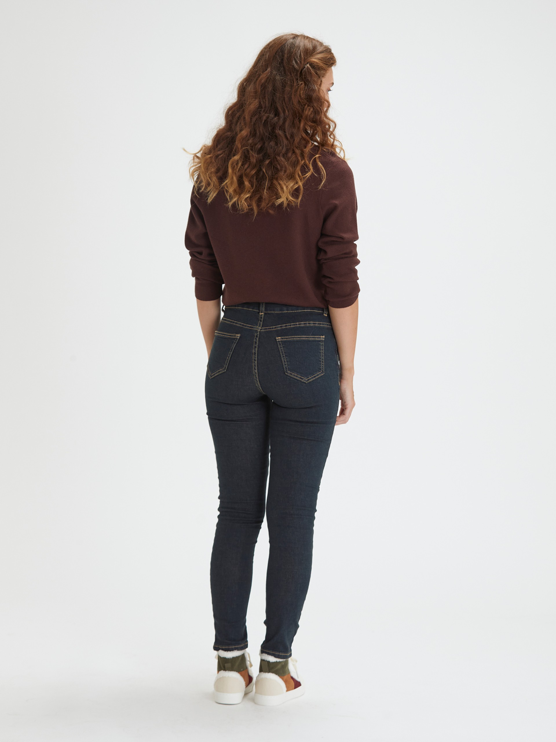 Jeans High-Waist Escuras