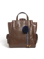 Mochila em Pele Sintetica com Pendente