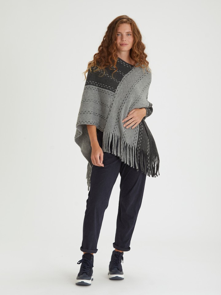 Poncho em Malha com efeito Zigzag