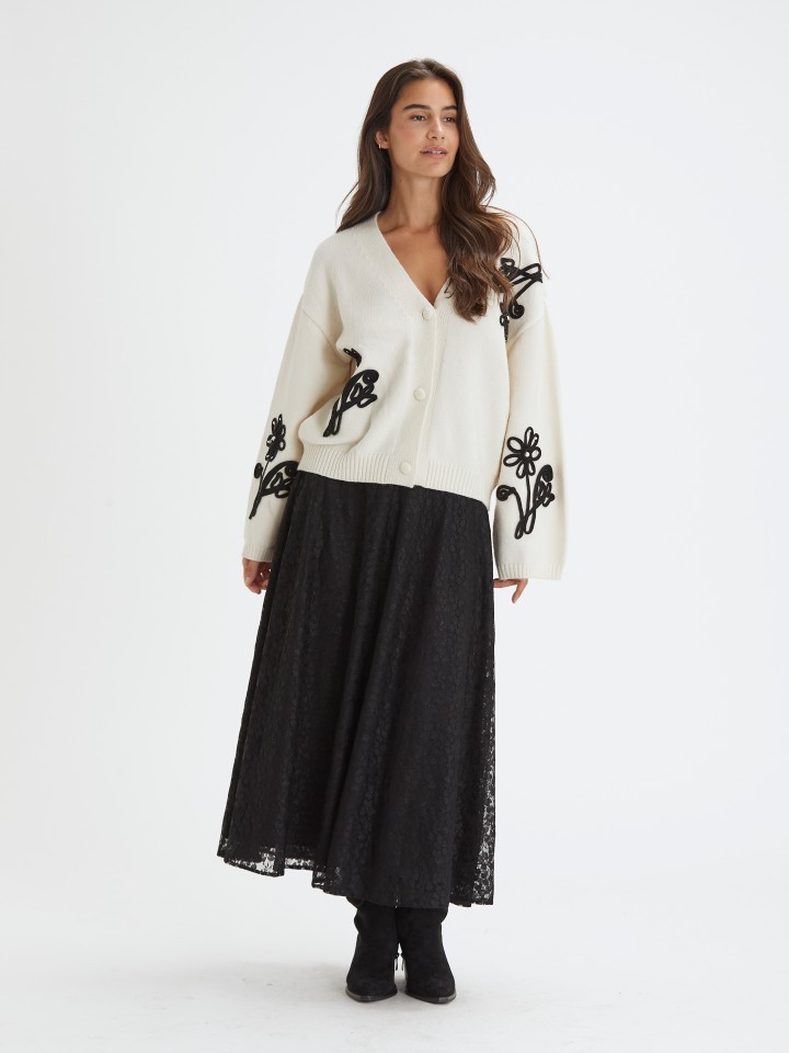 Cardigan em Malha com Bordados