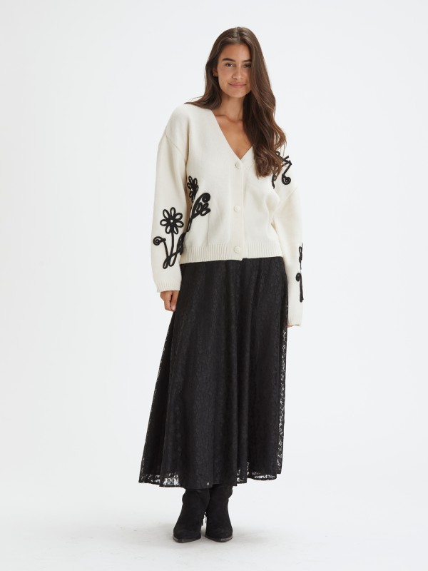 Cardigan em Malha com Bordados