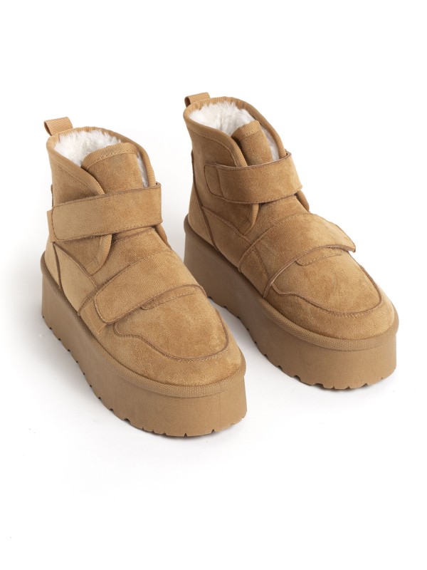Bota em Imitacao de Camurca com Forro em Pelo Bota em Imitacao de Camurca com Forro em Pelo